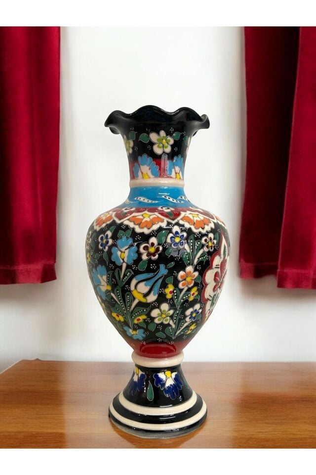 Özel Tasarım Siyah Elhamra Vazo - 30Cm