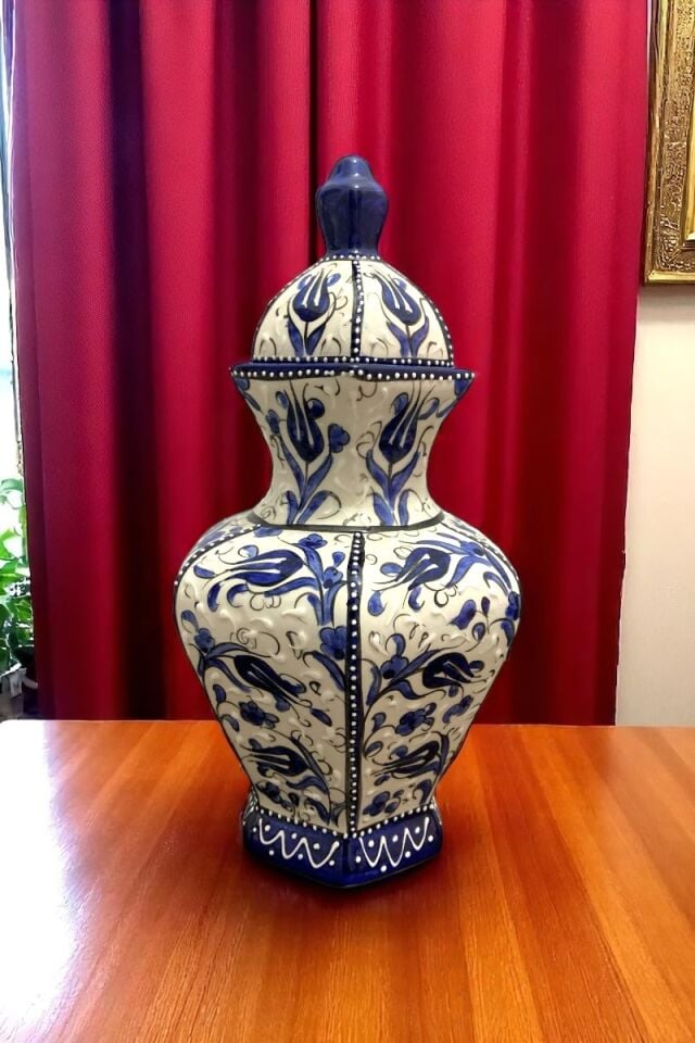 El Yapımı Kütahya Çinisi 30Cm Altıgen Küp Çini Vazo