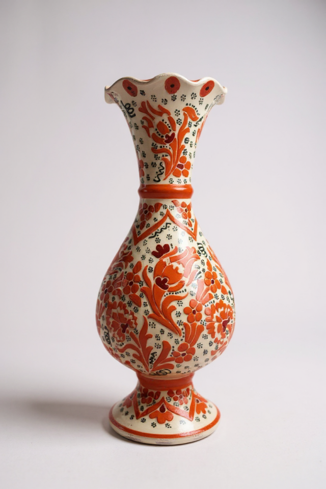 El Yapımı Çark İşi 30Cm Lale Motifli Turuncu Sümbül Çini Vazo