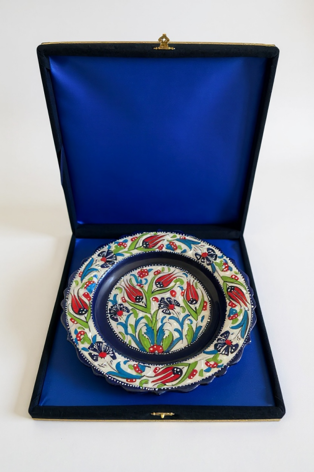 El Yapımı Kadife Kutulu 25Cm Samur İşçiliği Mavi Hediyelik Çini Tabak