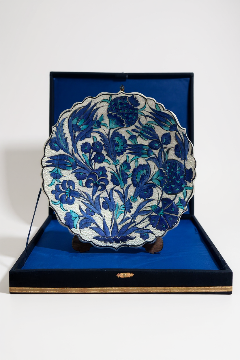 Kadife Kutulu El Yapımı 30Cm Özel Samur İşçiliği Mavi Çini Tabak