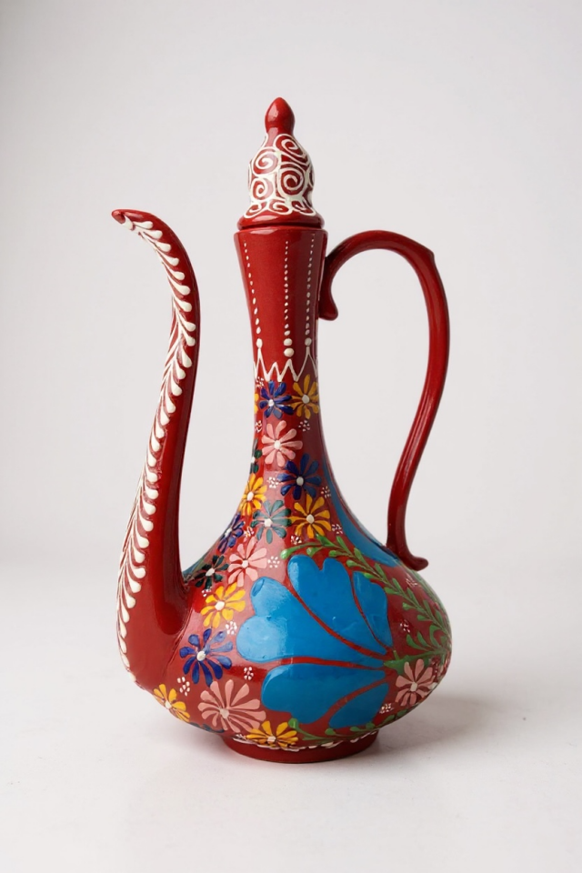 El Yapımı 30Cm Kabartma ve Dantel İşçiliği Kırmızı Narin İbrik Çini Vazo